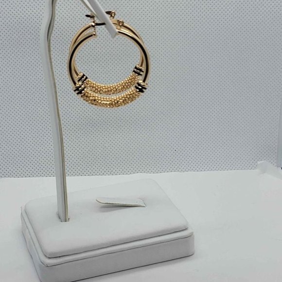 Brazilian 18k Gold Filled Beaded black strips Earrings - Picture 5 of 5